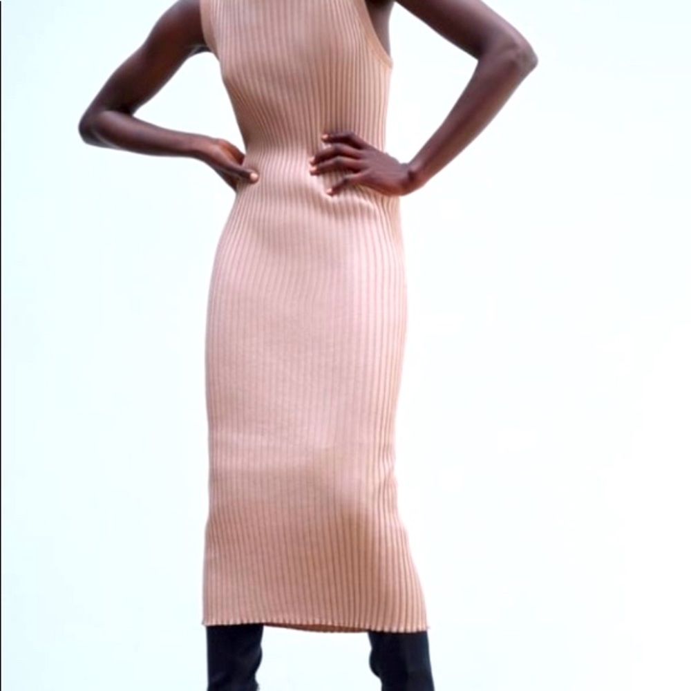 New With Tags Zara ribbed midi dress. Size XS-S